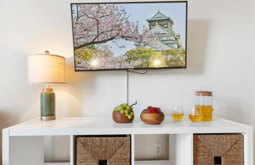 Convenient & Inviting - Fully-Equipped 2BD Condo - Foto 35