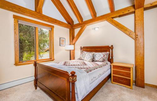 Iris Pond - Photo 21