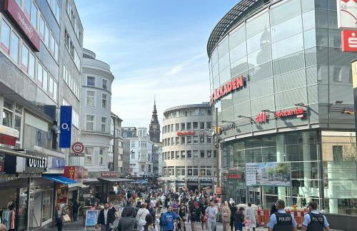 Beautiful Spacious 5 Room Apt in City Center that Sleeps 10 - Foto 34