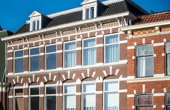 BizStay Park Central Apartments - Photo 1