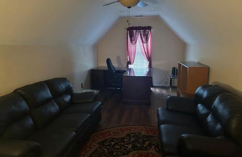 Nice and Simple Country Home - Photo 10