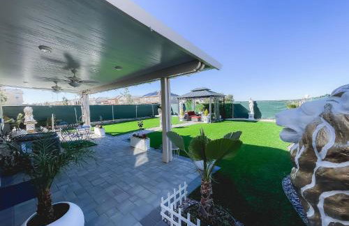 California 3-Bedroom Desert Escape With Garden - Foto 25