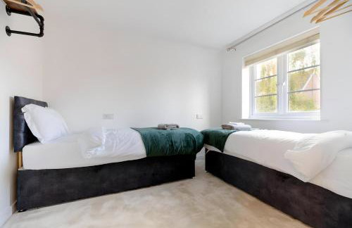 FREE parking, LARGE House for Contractors & Families, Sleeps 7, 25 mins to MANCHESTER & LIVERPOOL - Foto 38