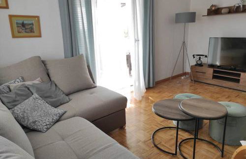 Kuća za odmor M&J s grijanim bazenom - Photo 73