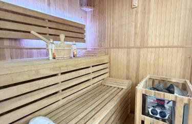 Private suite with jacuzzi sauna and garden - Foto 23