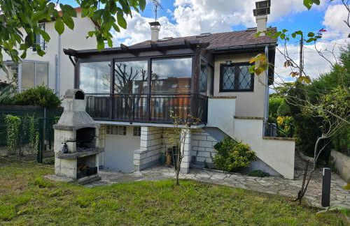 Maison Paris, Vallée Village, Disney & Astérix - Foto 10