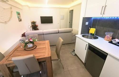 VIP Poolsuite Calafell - Foto 1