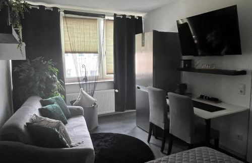 APARTMENT 24h CHECK IN - MODERN APARTMENT - STUDIO IN GOOD LOCATED - KLEIN aber FEIN in METROPOLE FRANKFURT - Foto 7