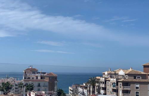 Precioso apartamento cerca del mar con wifi, piscina y parking - Photo 19