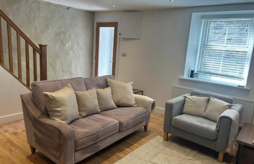 Cosy modern miners cottage - Photo 8