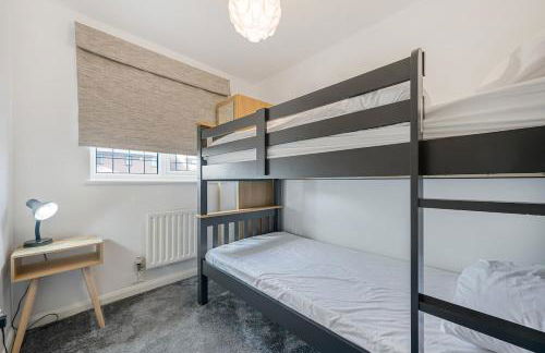 Stylish 4 Bed Trentham Retreat with Pool Table - Foto 17