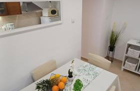 Casa Šimeti Charming Mediterranean Home near Poreč with Private Garden & Free Parking - Photo 10