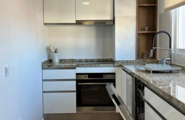 Amazing Beachfront Views - 3 Bedrooms Apartment - Foto 9