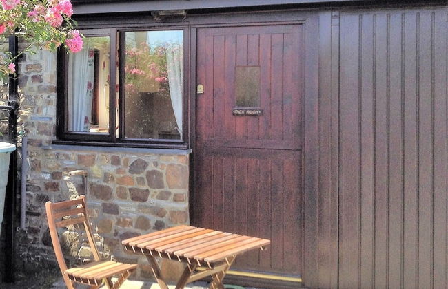 The Tack Room - a Comfy Cabin in North Devon - Photo 5