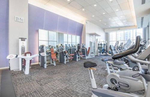 Bright FiDi Studio w Gym Doorman NYC-115 - Foto 15