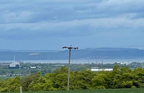 Castle View House - Photo 8