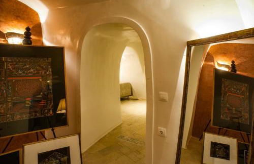 Heliophos Boutique Caves - Photo 90