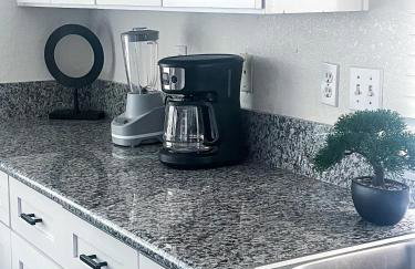 VEGAS GEM 4BDR KING BED Wifi GARAGE PRKNG - Foto 23