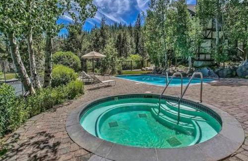 2 Miles to Palisades Ski Resort w Free Shuttle! - Foto 5