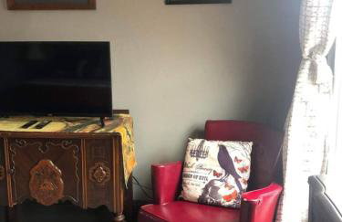 Poe Themed Home Close to Beaches and DE Turf - Foto 16