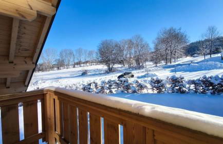 Évasion jurassienne, séjour cosy bois - Foto 2