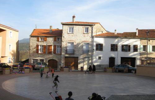 appartement centre ville du Boulou pour 2 adultes-2 enfants- check in 18h 20h check out 11h max juillet-aout 1 semaine minimum - Foto 32