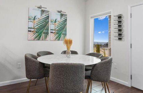 Bayfront Cottage- Pool - Hot Tub - Close to Beach - Foto 8