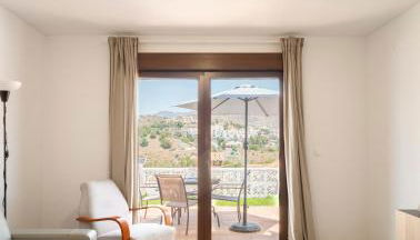 Lambda beach house piscina y parking - Foto 3