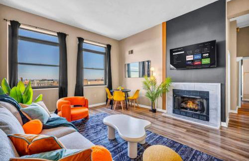 Colorful 2Bed Apt Heart of Downtown Lake Views - Foto 1