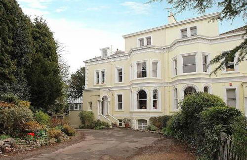 Clifton Spacious 3 Bed Apt & Parking - Simplycheckin - Foto 1