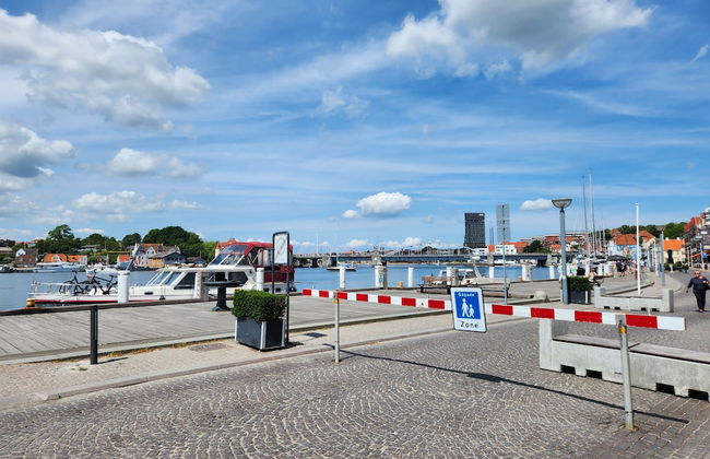 Grannys House - View of the harbour - Photo 14