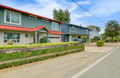 Waterfront Clear Lake Home with Game Room and Deck! - Foto 42