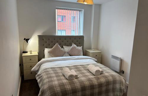 LUX 2bed City Centre and AO Arena Free Parking Modern Apt - Foto 26