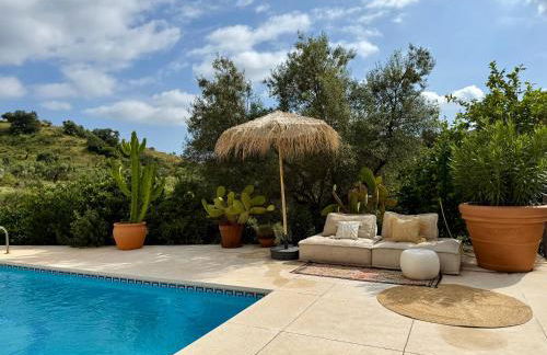 Authentic Luxury Villa in Oasis with Pool close to Malaga - Foto 8