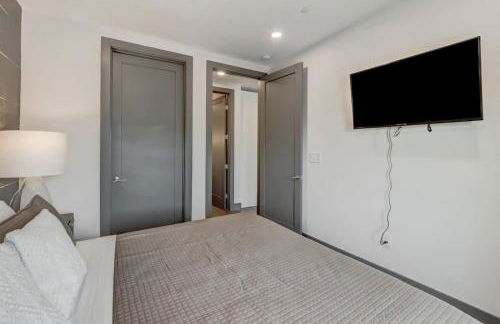 6 Min to Broadway - Gym Rooftop Sleeps 8 - Foto 33