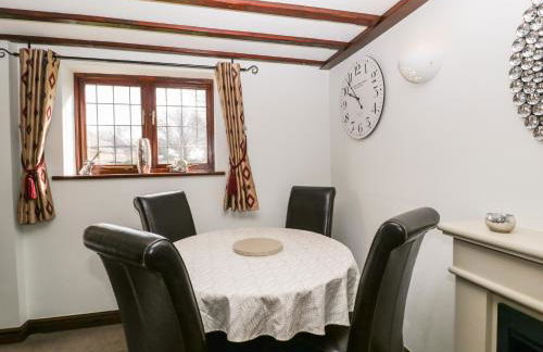 Burford Cottage - Photo 6