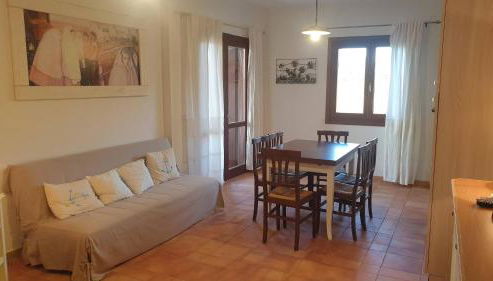 Capo Figari 15, Appartamento spazioso nel centro di Golfo Aranci con terrazza, Wi-Fi, parcheggio gratuito - Foto 3