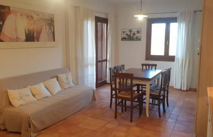 Capo Figari 15, Appartamento spazioso nel centro di Golfo Aranci con terrazza, Wi-Fi, parcheggio gratuito - Foto 3