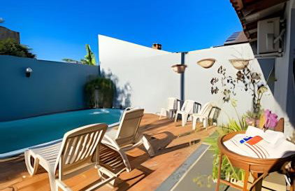 Casa com 2 suites e 1quarto piscina Ar para 8 hospedes - Foto 110