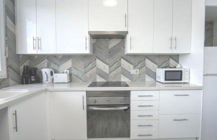 Modern Detached 4 Bed 3 Bath Villa with private pool close to all amenities - Foto 15