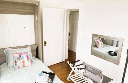 White Magnolia - Bakery Treats, Walk to Beach, Strand, Cruise, Pleasure Pier - Foto 41