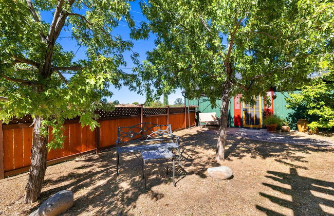 Rock House Haven Retreat - Photo 20