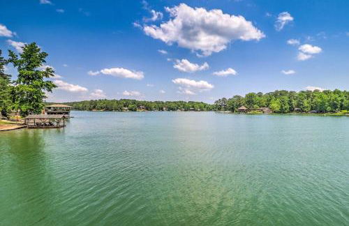 Lake Martin Cabin with Luxury Dock and Kayaks! - Foto 34