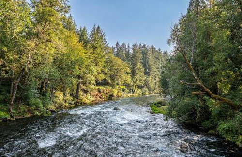 Updated Large River Front Home with Hot Tub - Foto 43