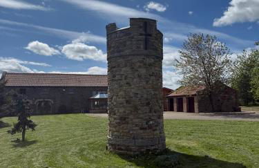 The Estate, Luxury Spacious Family Stay with 3 Hot Tubs, Scenic Views Sleeps 16 near Durham & Bishop Auckland - Foto 64