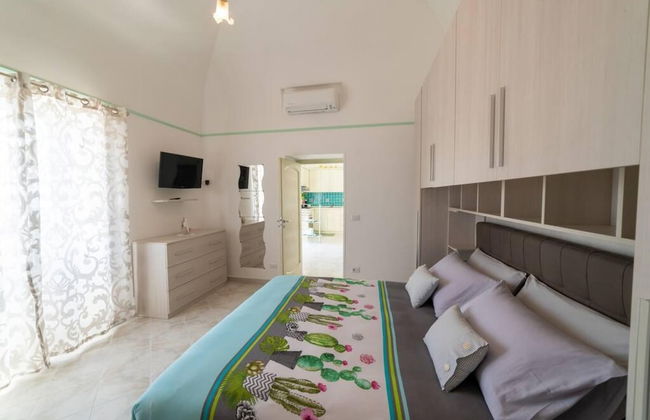 Domus Smeraldo Terrace and sea View Amalfi Coast - Photo 2