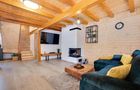 Nice Home In Gornje Plavnice With Wifi - Foto 24