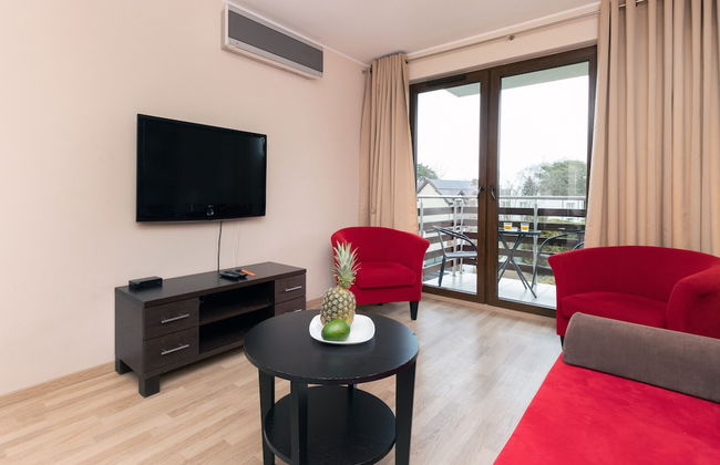 Elegant Apartment Seaside by Renters - Photo 8