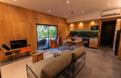 Caloura Suite - Photo 36