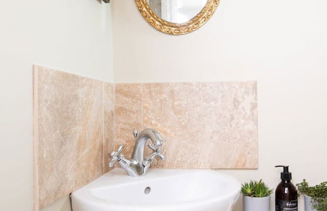 Cosy Cottage in Beautiful South Downs Walk 2 Pub - Photo 51